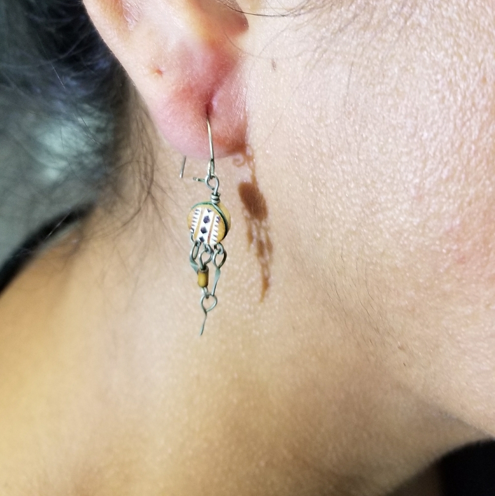 Inca earings - Picture 2 of 2